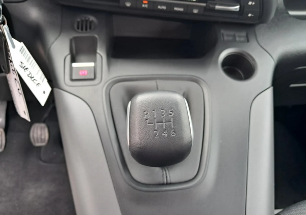 Toyota Proace City Verso cena 207281 przebieg: 5, rok produkcji 2024 z Skaryszew małe 352